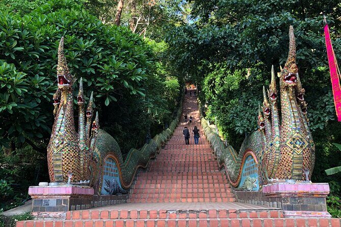 Half Day Doi Suthep Temple and Palad Temple (Private tour) - Price and value: what $76.26 per person really covers
