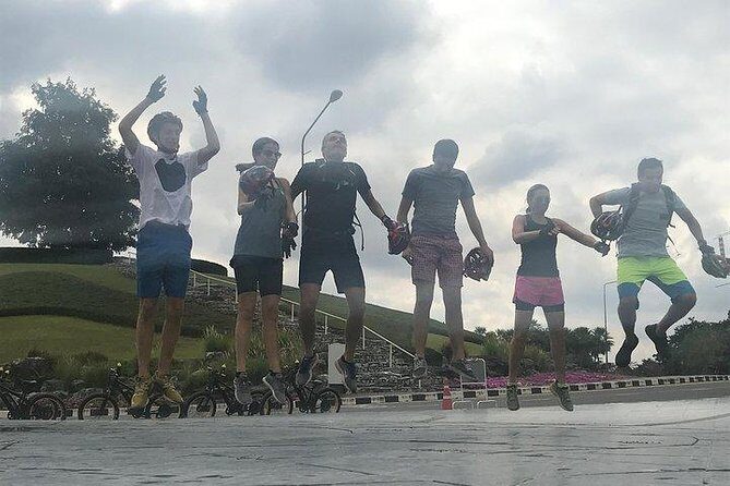 Half-day E-bike Nam Phrae (hilly, fully paved roads, GUIDED) - What the Ride Feels Like: 35–40 km, Paved Hills, and Real Life Traffic