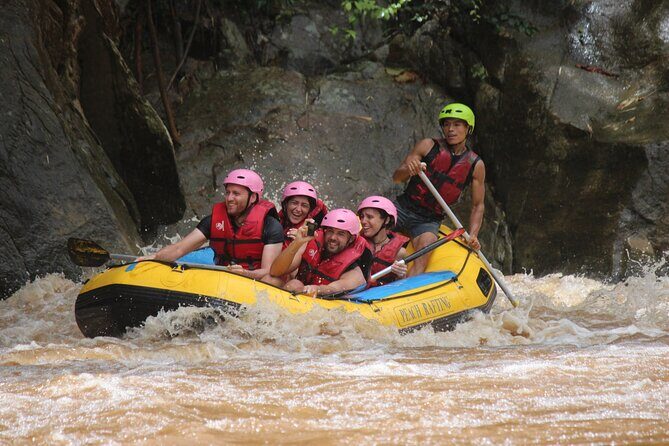 Half Day Elephant care and Whitewater Rafting Adventure - Mae Taeng River rafting: 5 km of jungle rapids