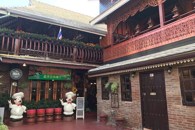 Half-Day Thai Cuisine Cooking Experience in Chiang Mai - Languages and coaching: getting help without stress
