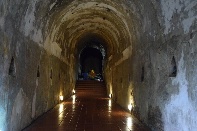 Half Day Umong Temple and Monk Chanting at Doi Suthep Temple ( Private tour) - Private van plus 2:30 pm timing: why this feels easier