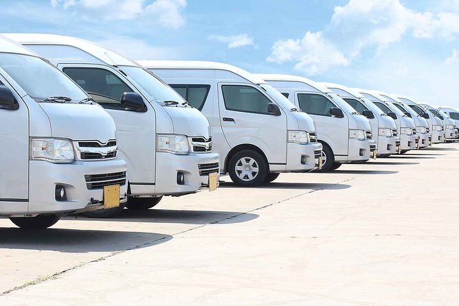 Hassle-Free Private Arrival Transfer from Chiang Mai Airport - The ride: air-conditioned comfort and a driver who helps