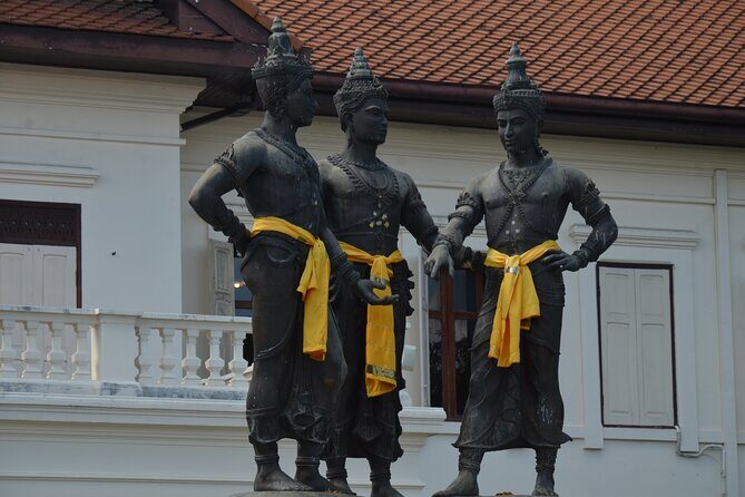Historic Temples and City Guided Walking Tour in Chiang Mai - Key Highlights Before You Go