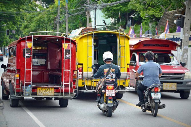 Iconic Half-Day Landmarks & Temples of Chiang Mai - Wat Phan Tao: a teakwood temple stop that changes the pace