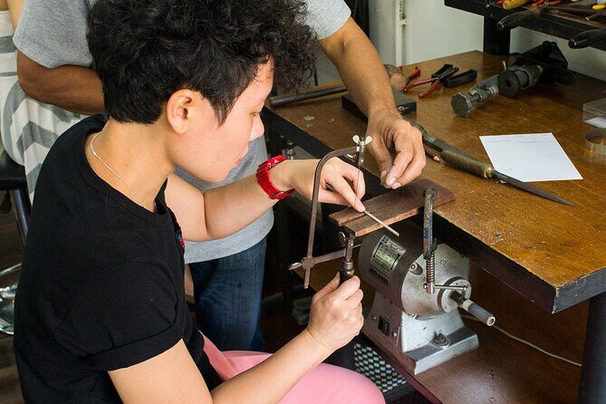 Jewellery Making Class with Silversmithing in Chiang Mai - Key things you’ll notice fast