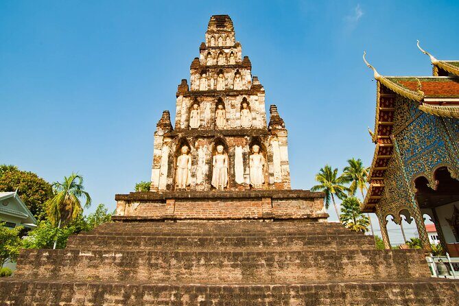 Lamphun and Lampang City Temples Small Group Tour – Full Day - Stop 3: Wat Phra That Lampang Luang and Lanna-Style Brickwork