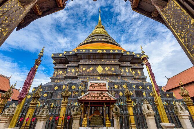 Lamphun and Lampang City Temples Small Group Tour – Full Day - The Tour Pace: How Small-Group Time Helps You Actually Look
