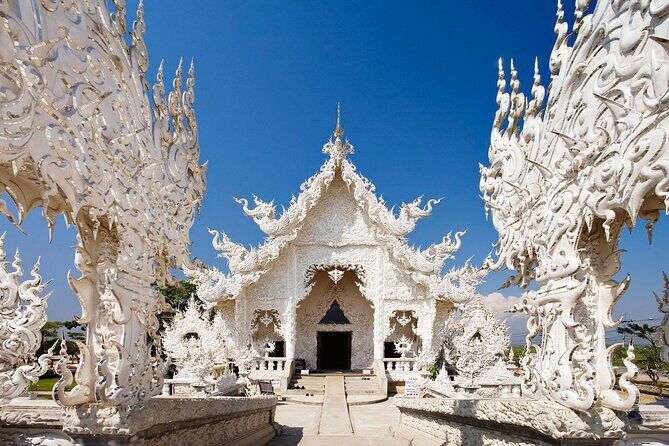 Long Neck Village, White & Blue Temple, Black House Day Tour From Chiang Mai - Why this tour works when you only have one shot at Chiang Rai