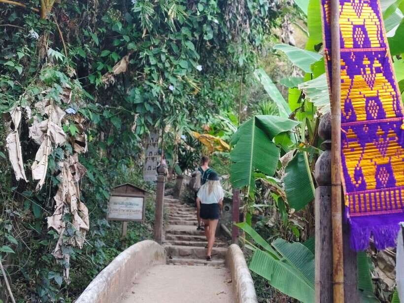 Monk trails hike, Wat Phalat, Monk chanting, Wat Doi Suthep. - Practical tips to make your afternoon-to-evening go smoothly