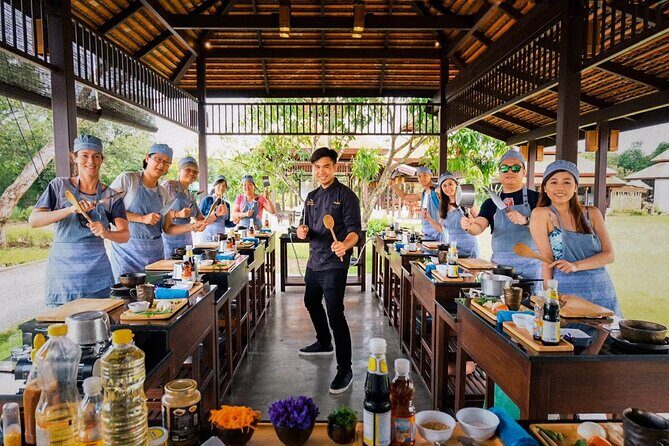 Morning Thai Cooking with Grandma - Market Visit & Farm Tour - Key things I’d circle before you book