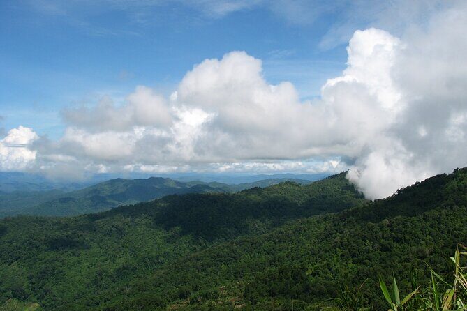 No.1 Chiang Mai: Epic Doi Suthep Downhill MTB Adventure - Stop 1: Chiang Mai city-center pro-shop