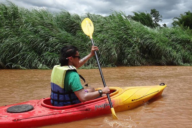 No.1 Chiang Mai: Leisure River Kayaking: Mae Taeng forest Reserve - Guides, Kayaks, and Safety: What the Team Actually Provides