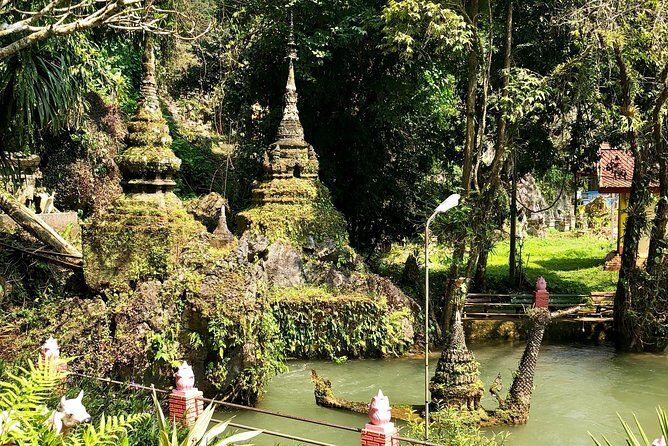 No.1 Full-Day Chiang Mai Caving & Jungle Kayaking: Chiang Dao - Stop 1: the base camp setup, safety briefing, and choosing your kayak