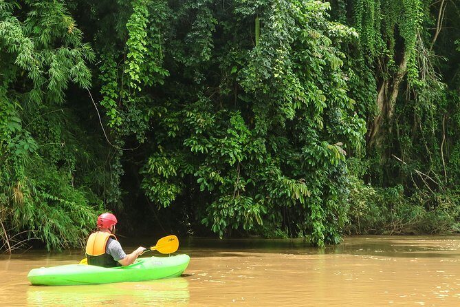 No.1 Full-Day Chiang Mai Caving & Jungle Kayaking: Chiang Dao - Stop 3: the lunch break at the cave complex