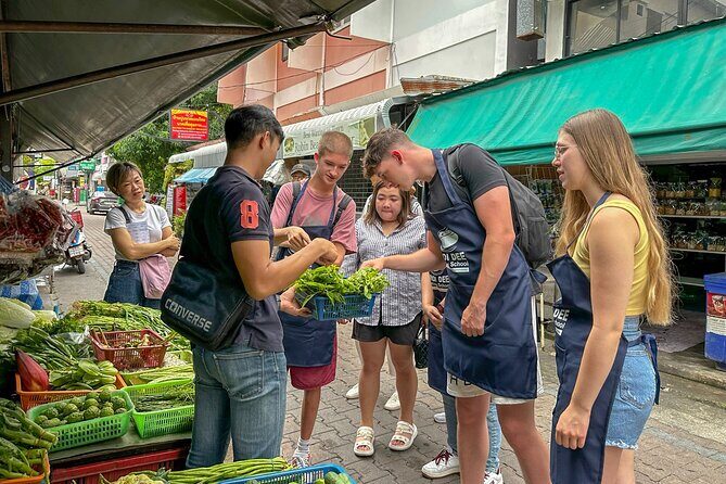 Northern Thai Cooking Experience in Chiangmai - Take-home ingredients: Hung Lei curry paste and more