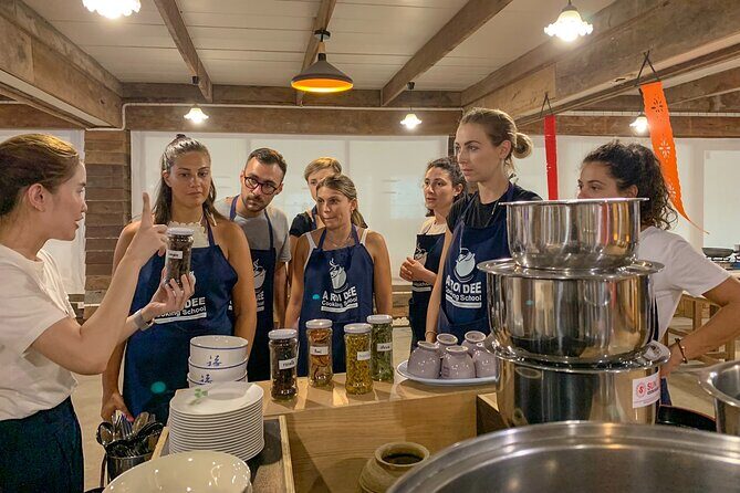 Northern Thai Cooking Experience in Chiangmai - Vegetarian, vegan, and allergy needs: plan-friendly cooking
