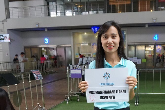 Private Car Transfer – Chiang Mai Airport - Why a private Chiang Mai airport transfer beats the taxi shuffle