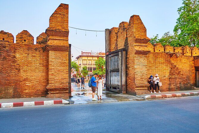 Private Chiang Mai Old City Half Day Tuk Tuk Tour - Stop 3: Three Kings Monument for a quick city-story moment