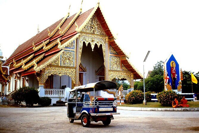 Private Chiang Mai Old City Half Day Tuk Tuk Tour - Stop 4: Wat Sri Suphan, the Silver Temple effect
