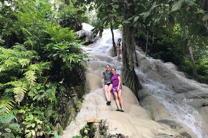 Private Chiang Mai Tour to Bua Thong Waterfalls and Ziplining - Lunch and Timing: Why the Midday Break Helps You Enjoy It More