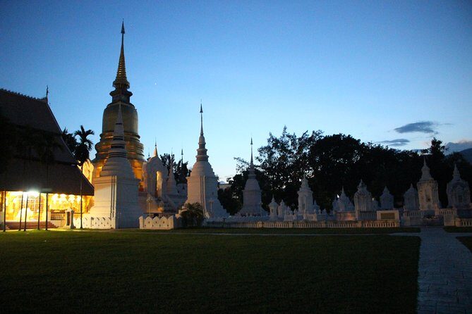 Private Evening! Crisscross Chiang Mai's Night by the classic Tuk Tuk - Why a private tuk-tuk makes Chiang Mai’s night easier