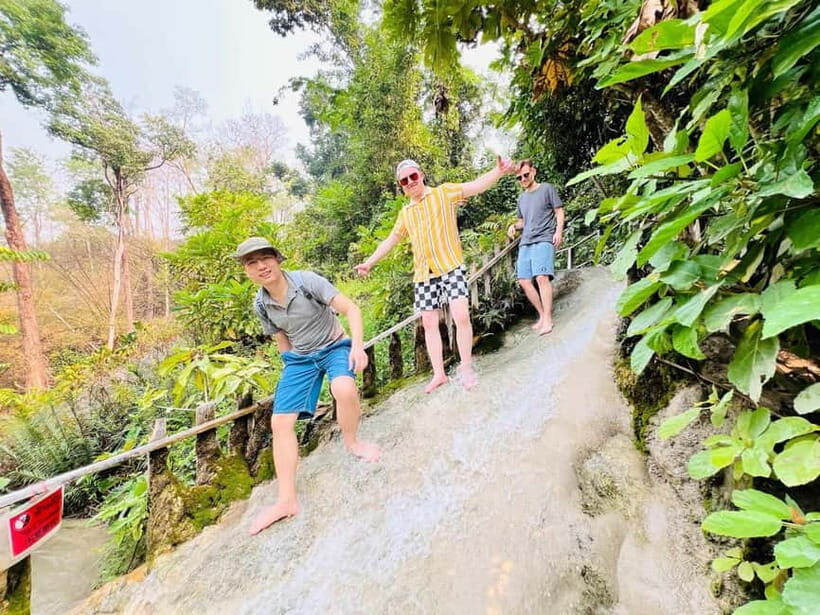 Private : Sticky Waterfall & Secret Temple & Karen Village. - The Cave Temple in the Forest: Naga Steps and Buddha Statues