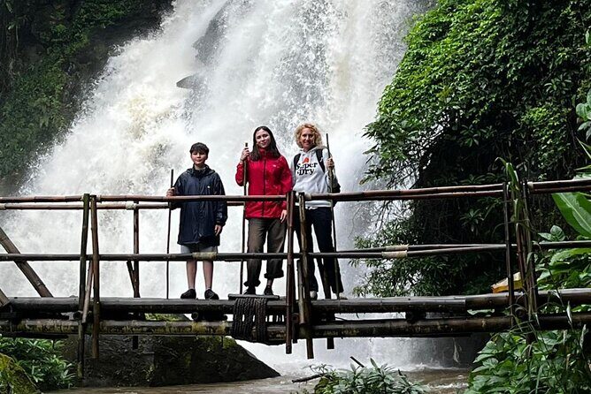 Private Tour to Doi Inthanon including Twins Pagodas and Hiking - Morning pickup and the drive up the mountain