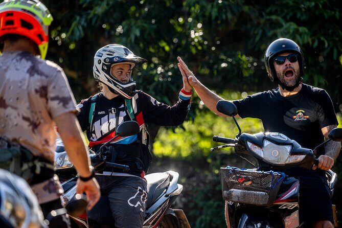 Scooter Adventure with elephants, views and FUN drive yourself - Lunch and water: a real break in the middle of motion