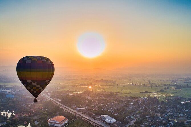 Sunrise Hot Air Balloon Adventure in Chiang Mai - Small Group Size: Why the Numbers Matter
