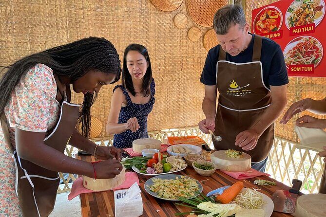 Team Aim Thai Cooking School (#1 Cooking Class in Chiang Mai) - Why This Market-to-Wok Plan Works in Chiang Mai