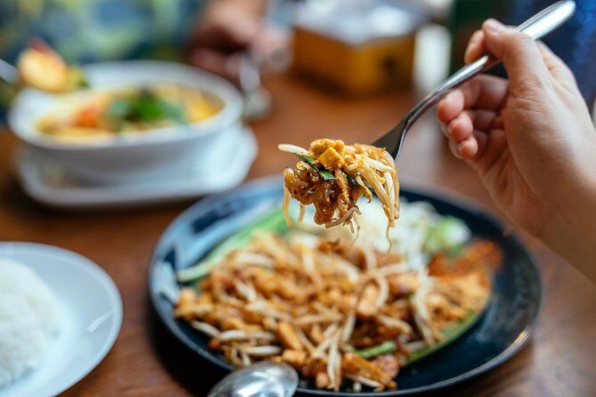 The 10 Tastings of Chiang Mai With Locals: Private Street Food Tour - The “10 tastings” promise: what you should expect to feel
