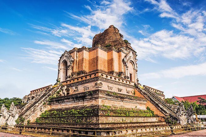 The Best City Tour View Points Wat Doi Suthep, Wat Chedi Luang and Wat Pha Lat - Stop 1: Chiang Mai Pickup and the Start You Can Actually Relax Into