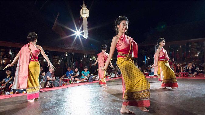 Traditional Khum Khantoke Dinner & Dance Show at Chiang Mai with Return Transfer - The Dinner: Northern Thai Dishes You Might Miss on Your Own