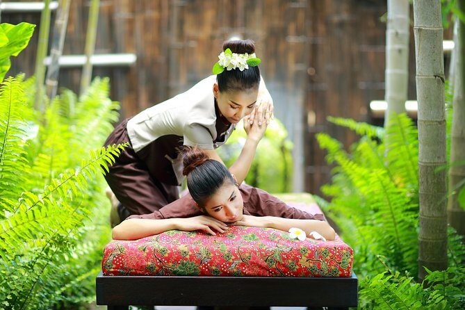 Traditional Thai Massage at award winning Fah Lanna Spa - Old City branch - Fah Lanna Spa’s Old City setting: why this place works