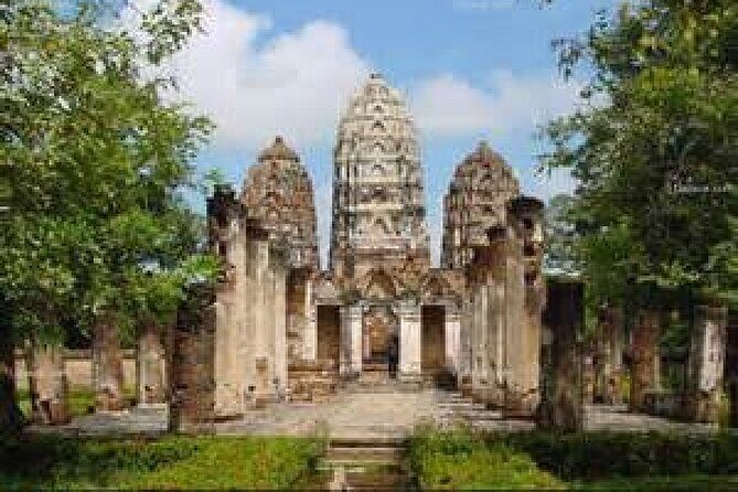 Unseen Sukhothai Province 2 Days 1 Night Private Tour - Wat Phiphat Mongkhon: the calmer temple finish