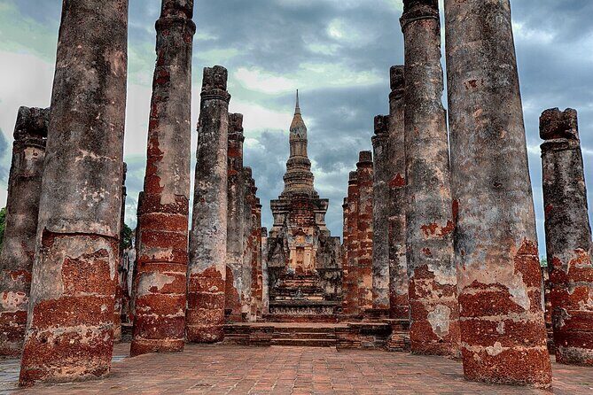 Unseen Sukhothai Province 2 Days 1 Night Private Tour - Morning from Chiang Mai: market breaks and real road comfort