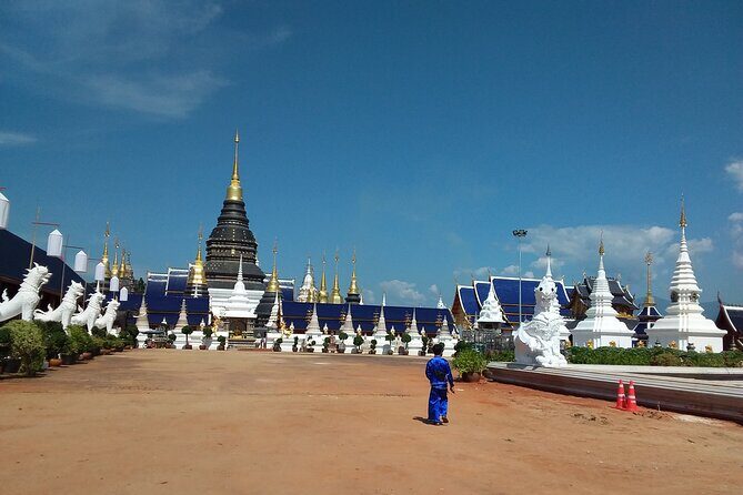 Visit Dantewada(Angel Land), Blue Temple, and Sticky Waterfall - Bua Thong Sticky Waterfall (Nam Phu Chet Si): The Grippy Climb