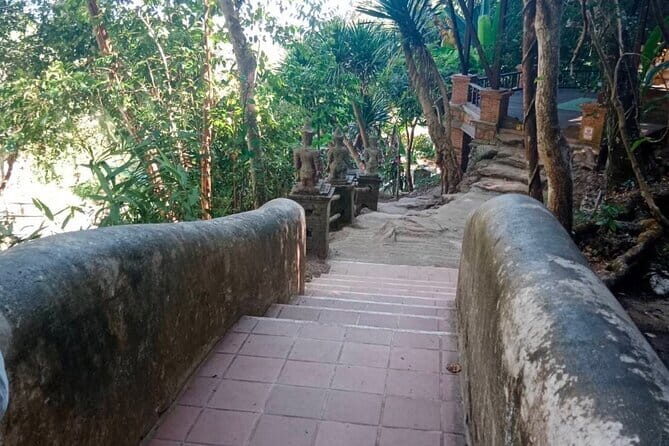 Wat Doi Suthep And Wat Pha Lat Evening Tour - How to Get the Most Out of Your Time at Both Temples