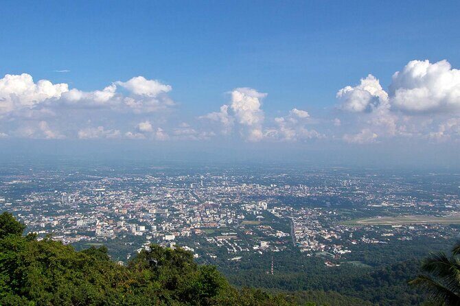 Wat Phra That Doi Suthep & Hmong Village Half Day Tour From Chiang Mai - How the 4-Hour Format Changes the Experience