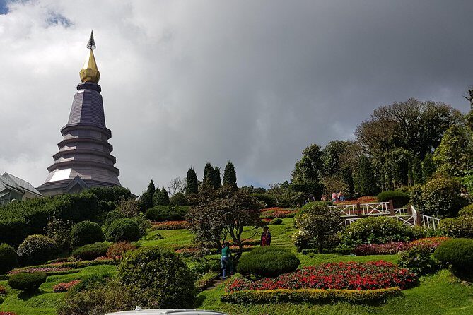 Wow! Doi Inthanon National Park Adventure, Lunch & Entry Included - Hotel Pickup and Getting Around in the Air-Conditioned Van